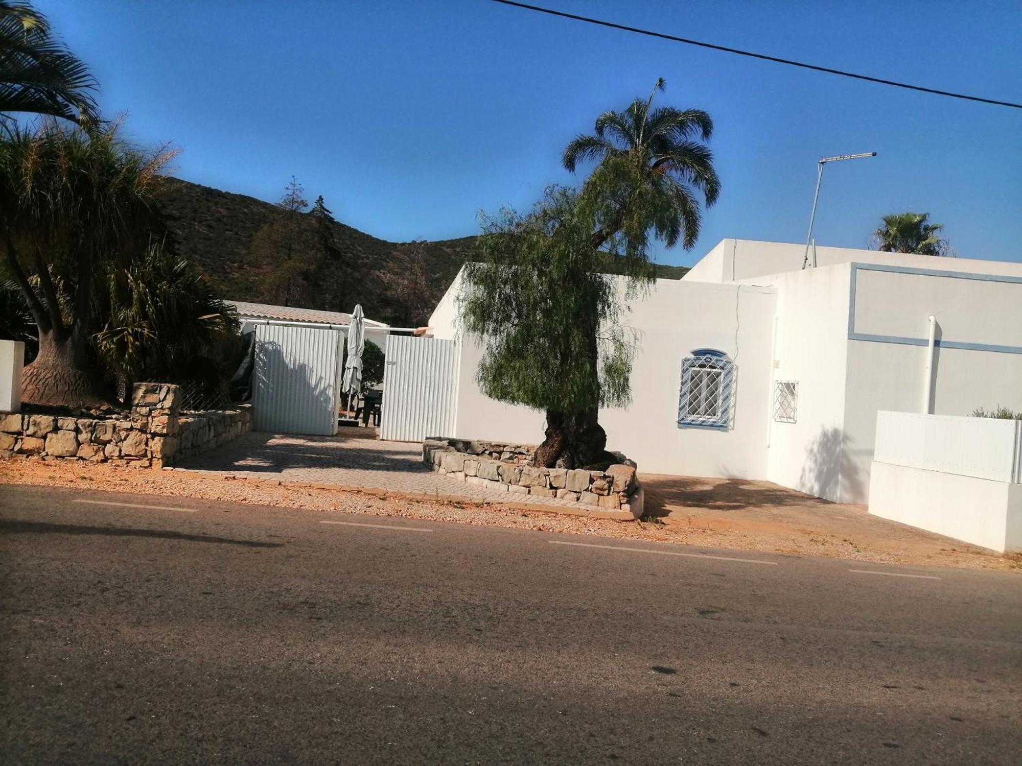 Duas Casas De Ferias Medronhal Faro Em 520 - 2 Exterior photo